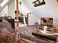 Wohnzimmer im modernen Schwarzwaldstil